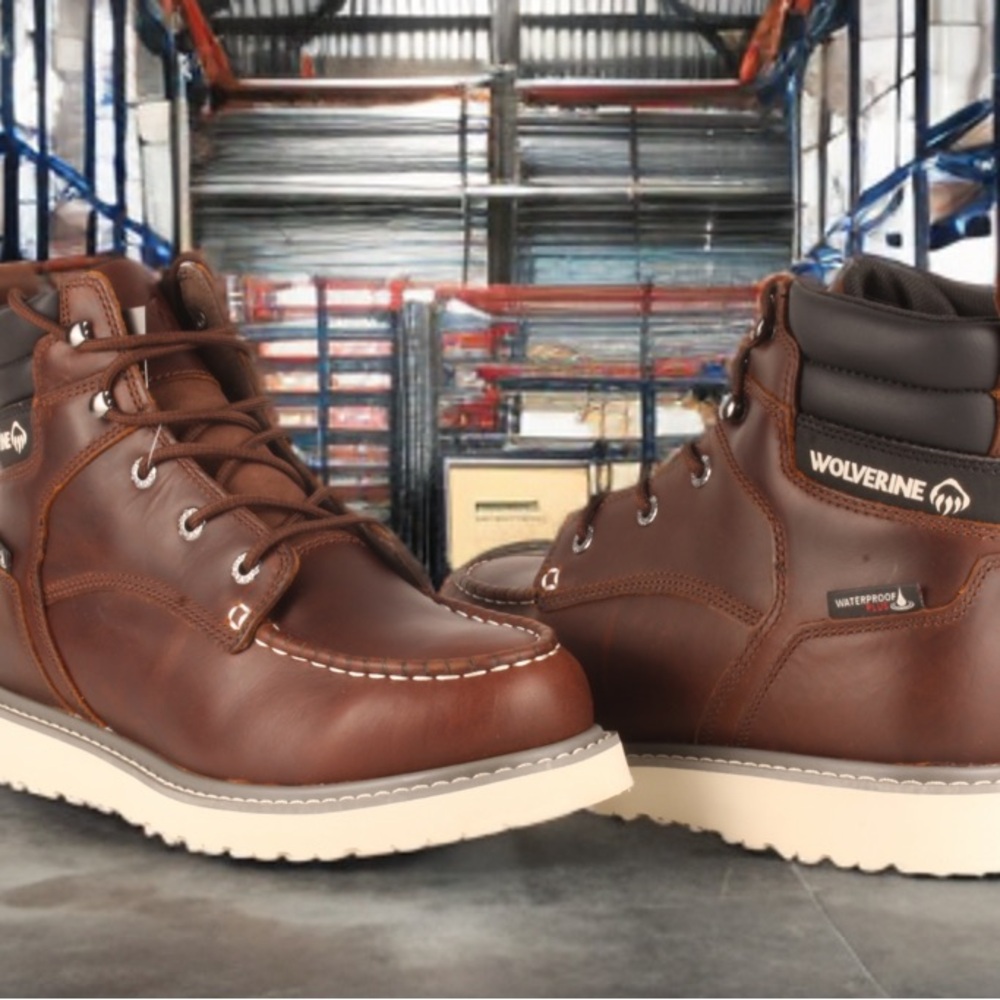 Wolverine Brown Leather work Moc-Toe Boots waterproof slip resistant